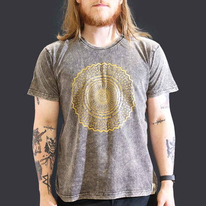 Nomad Sari Stonewashed Cotton T-Shirt – Mandala – Mörkgrå – Large